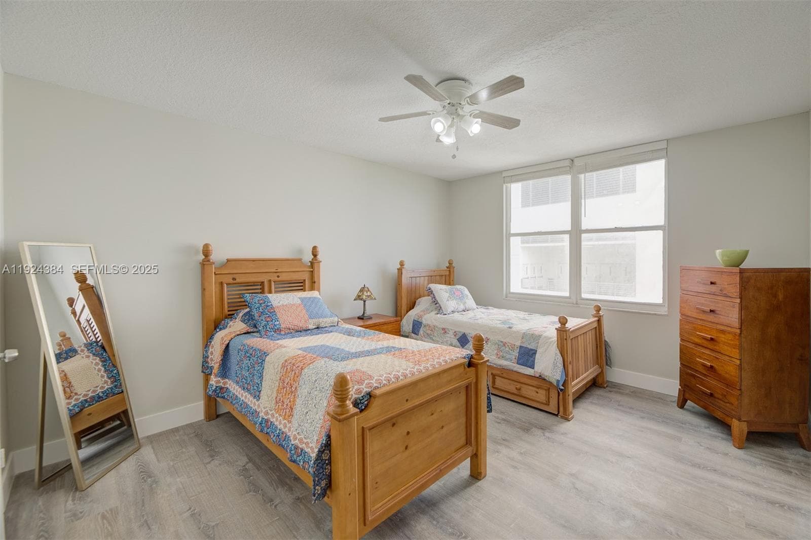 3725 S Ocean Dr 601 photo 16