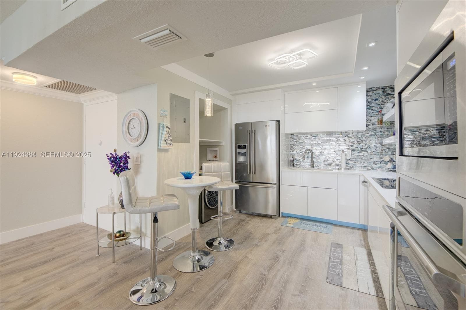 3725 S Ocean Dr 601 photo 5