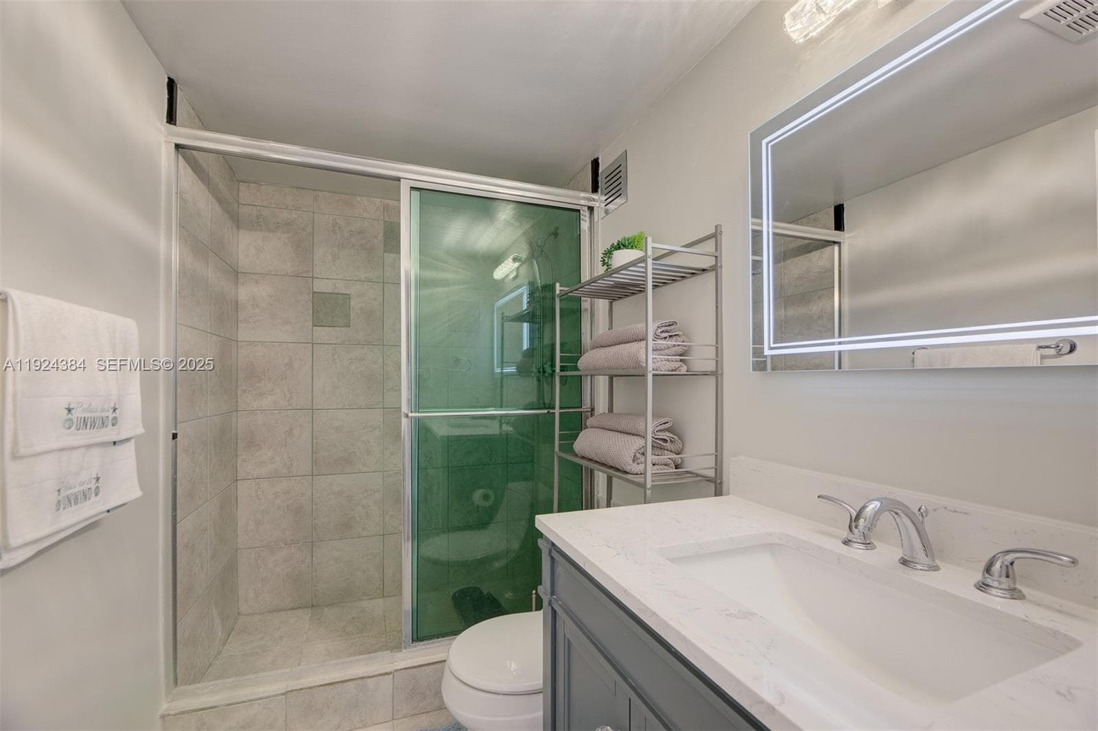 3725 S Ocean Dr 601 photo 14