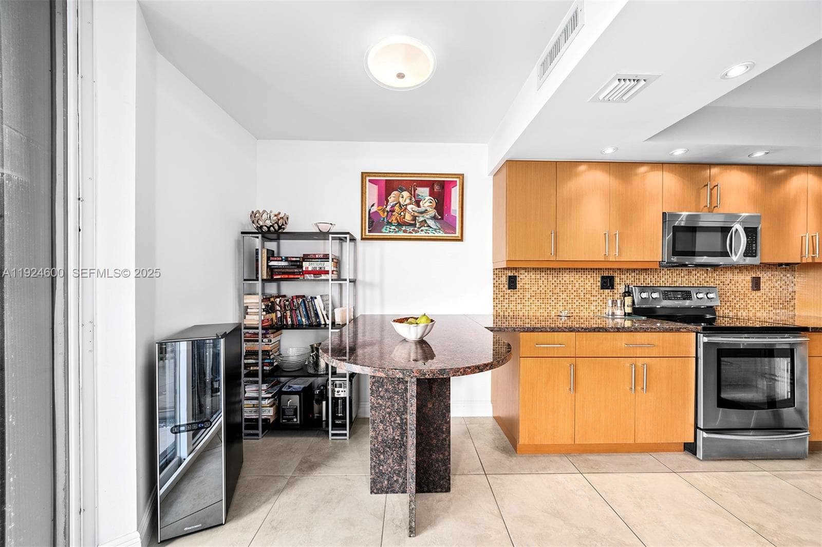 4000 Towerside Ter 705 photo 18