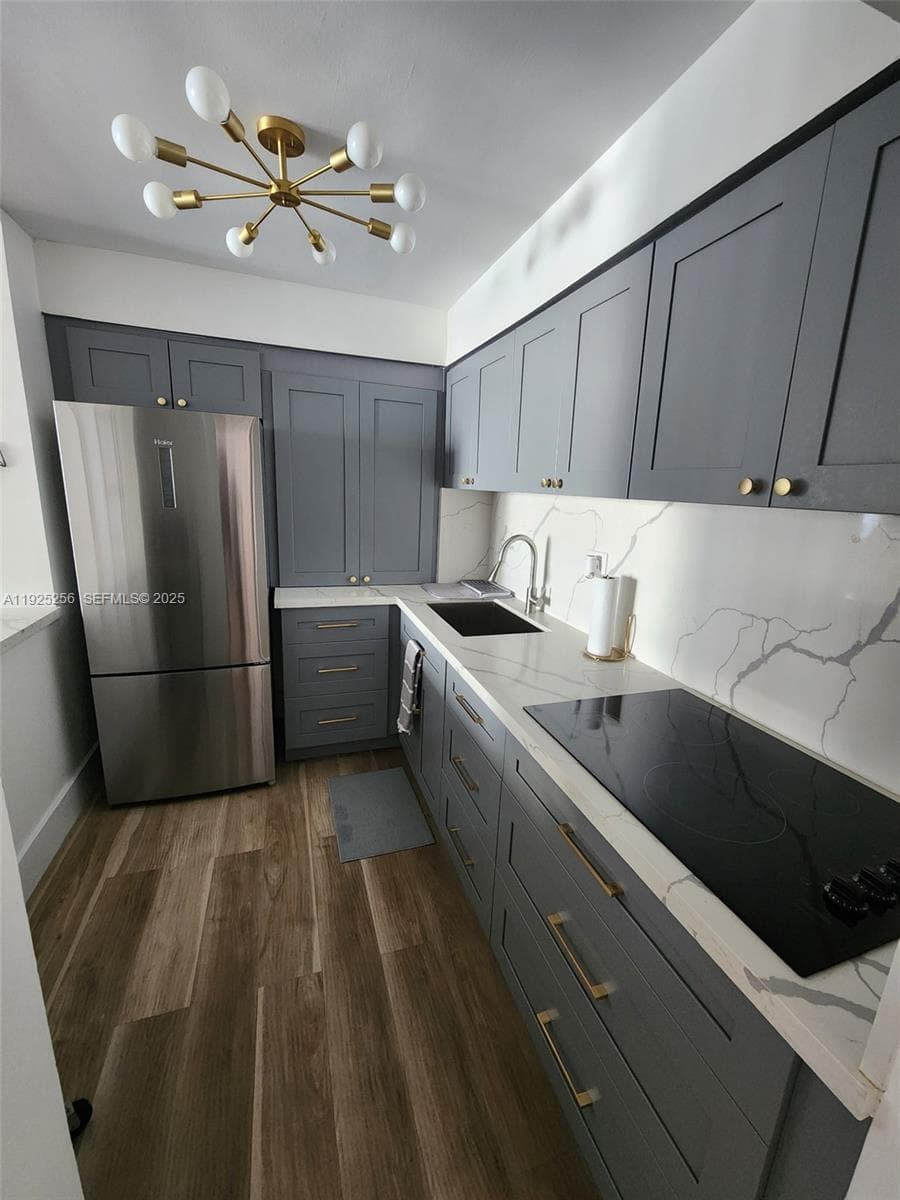 3180 S Ocean Dr 307 photo 8