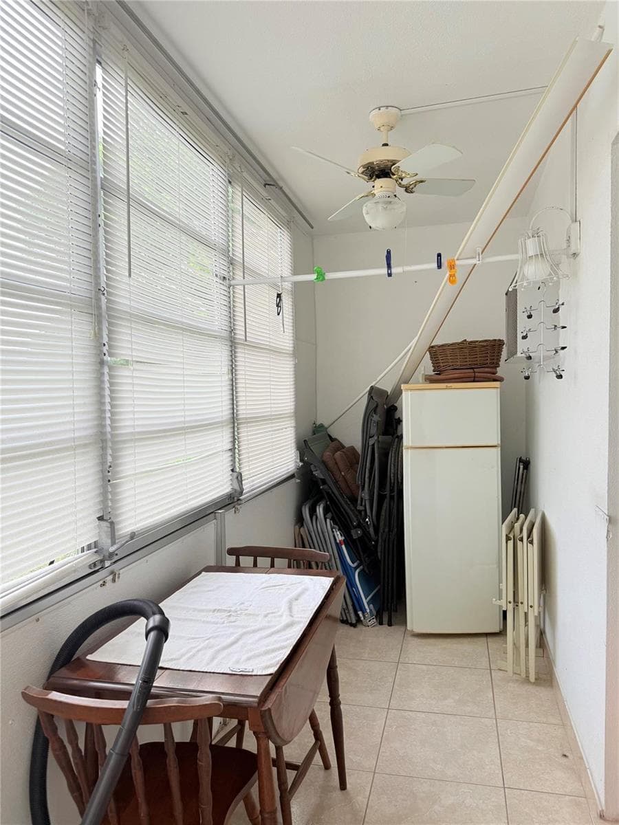 53 Markham C 53 photo 18
