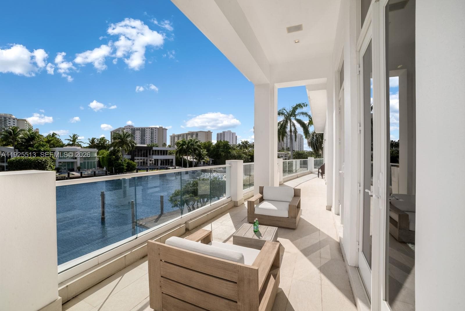 142 S Island Dr photo 20