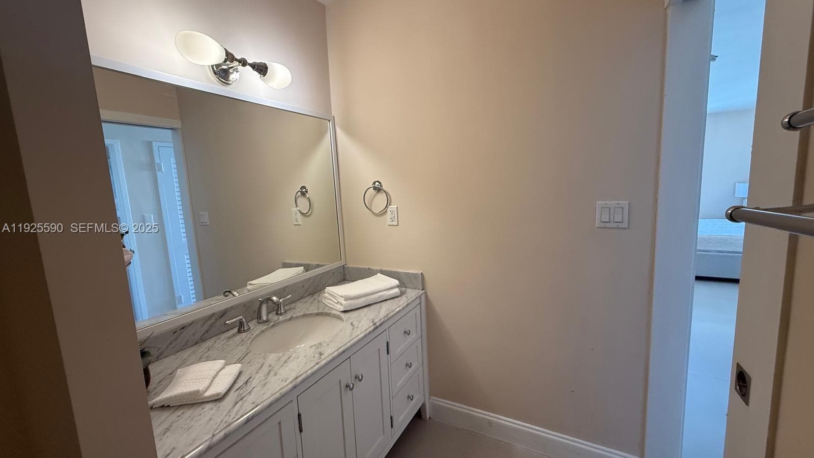 100 Lincoln Rd 1108 photo 12