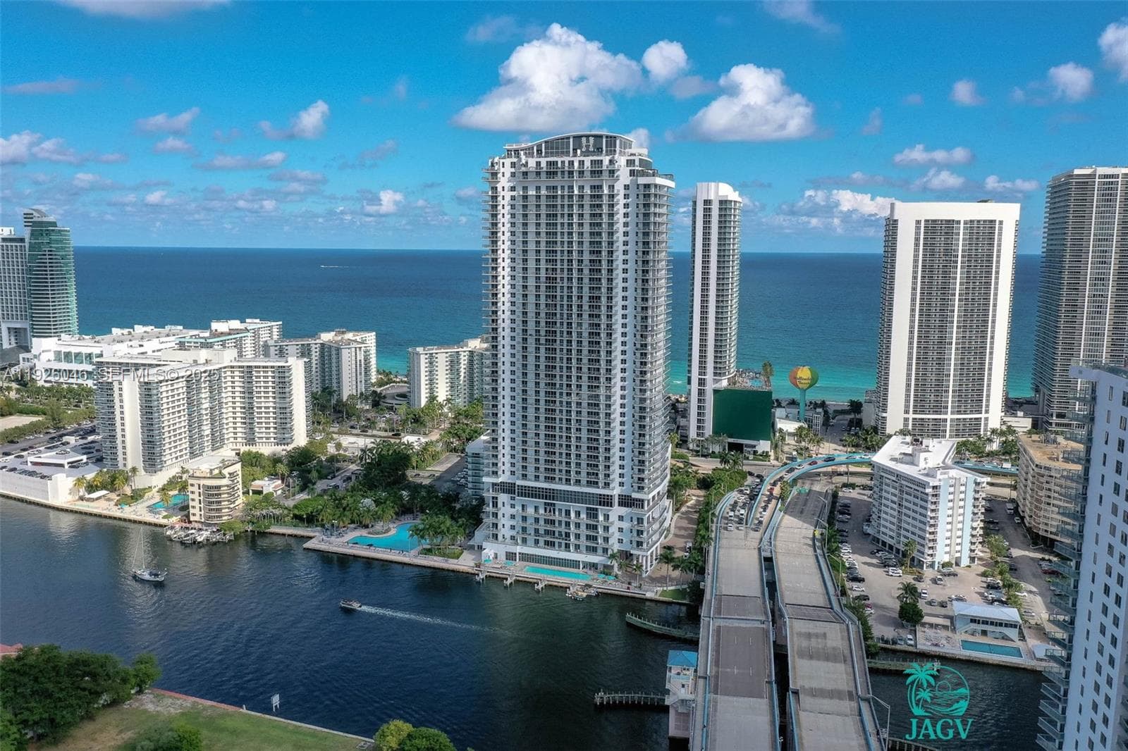 4010 S Ocean Dr R3005 photo 1