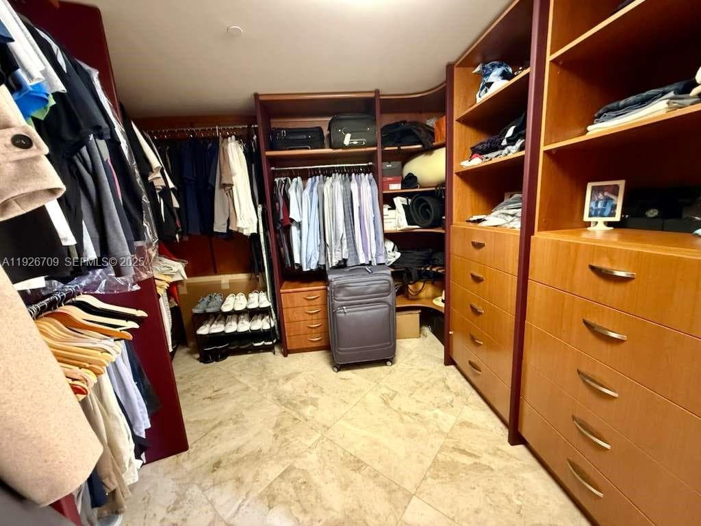 1850 S Ocean Dr 1405 photo 11