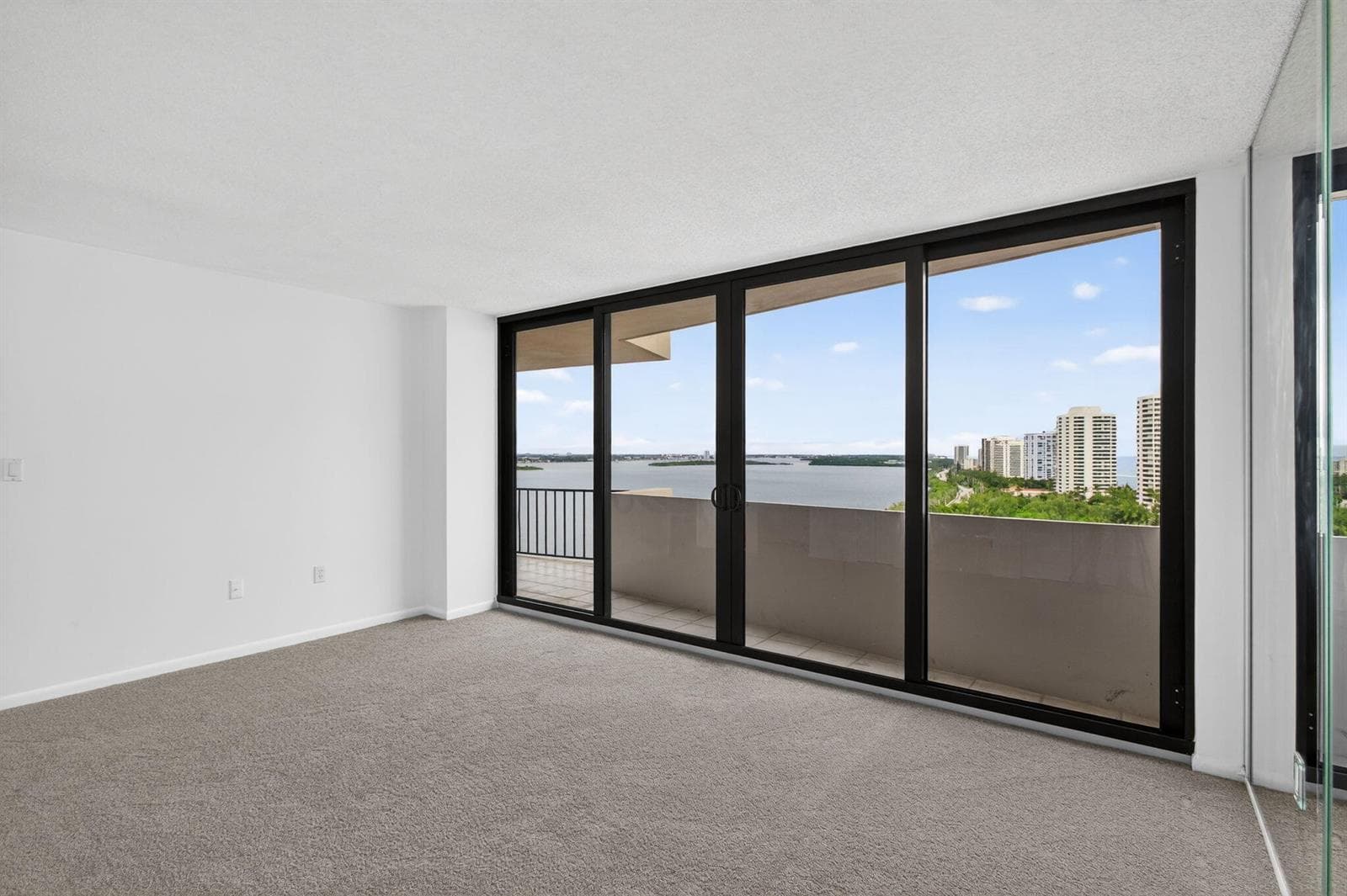 4200 N Ocean Drive 2-1606 photo 17