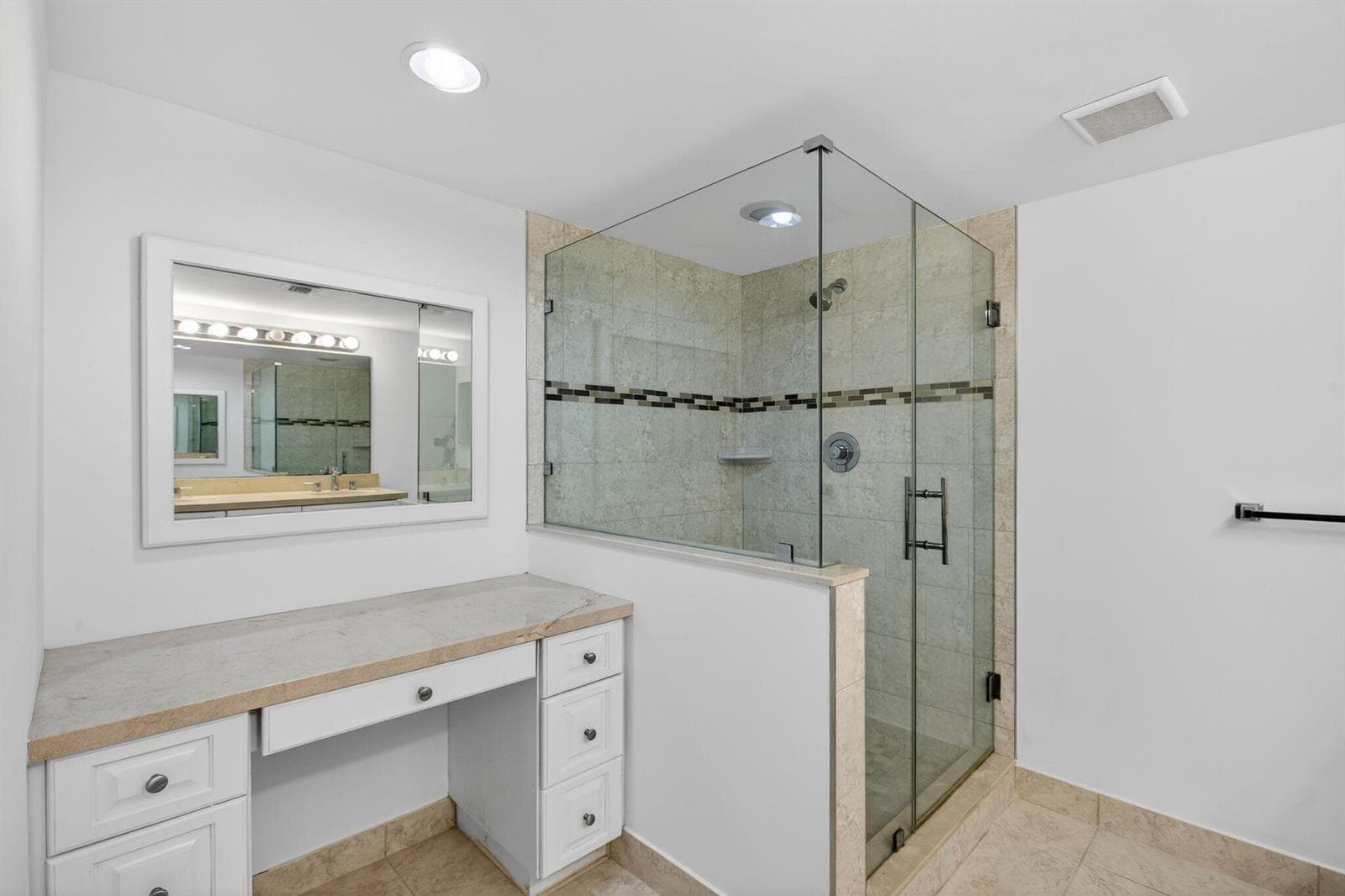 4200 N Ocean Drive 2-1606 photo 16