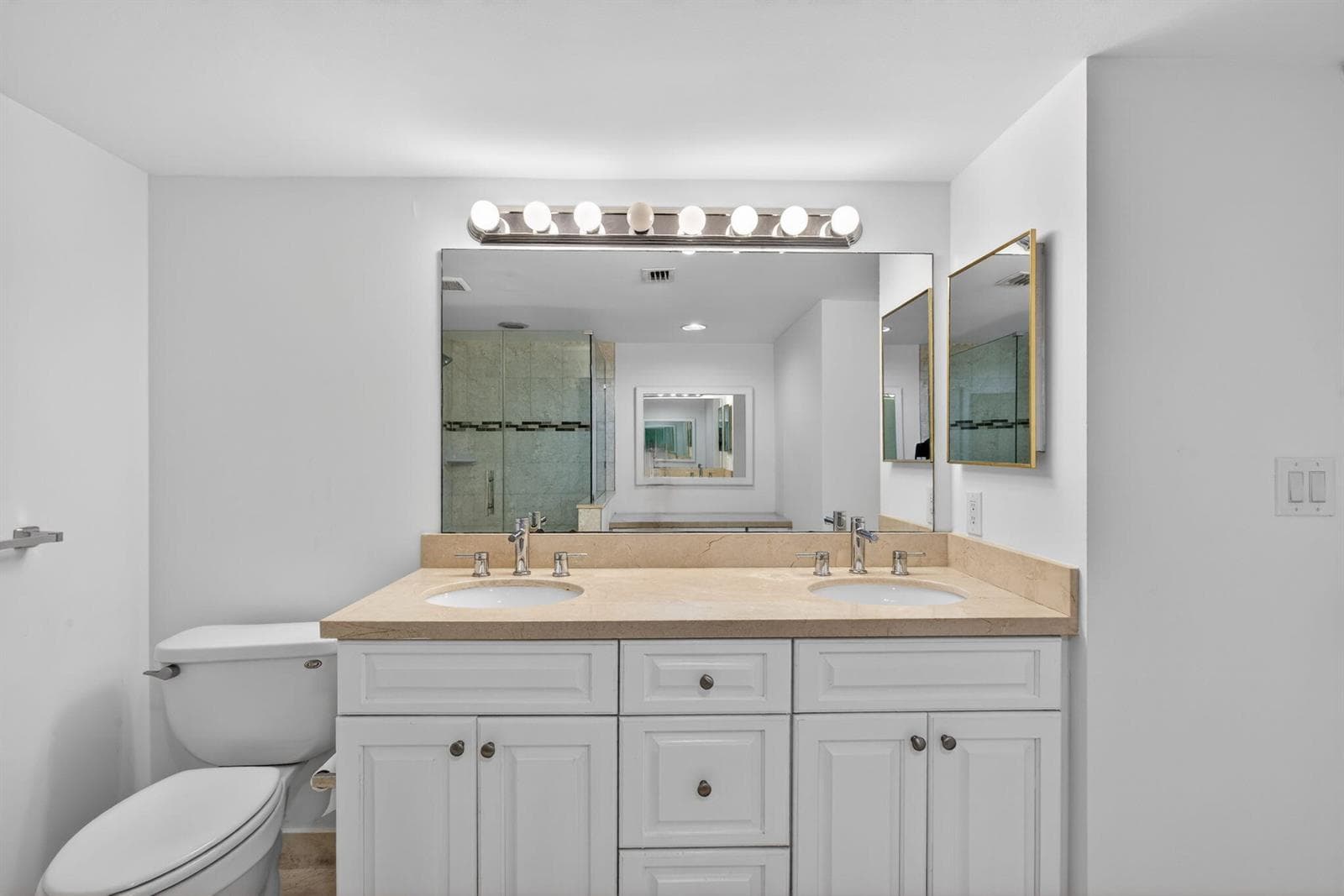 4200 N Ocean Drive 2-1606 photo 20