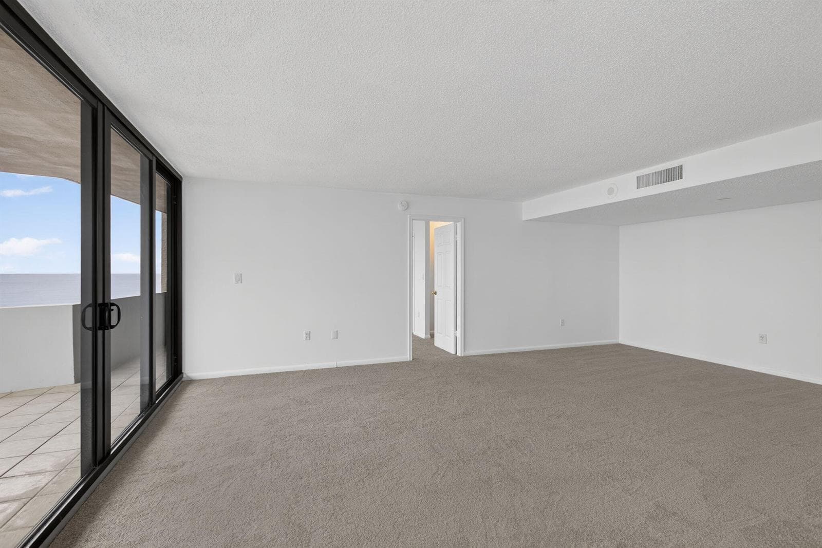 4200 N Ocean Drive 2-1606 photo 9