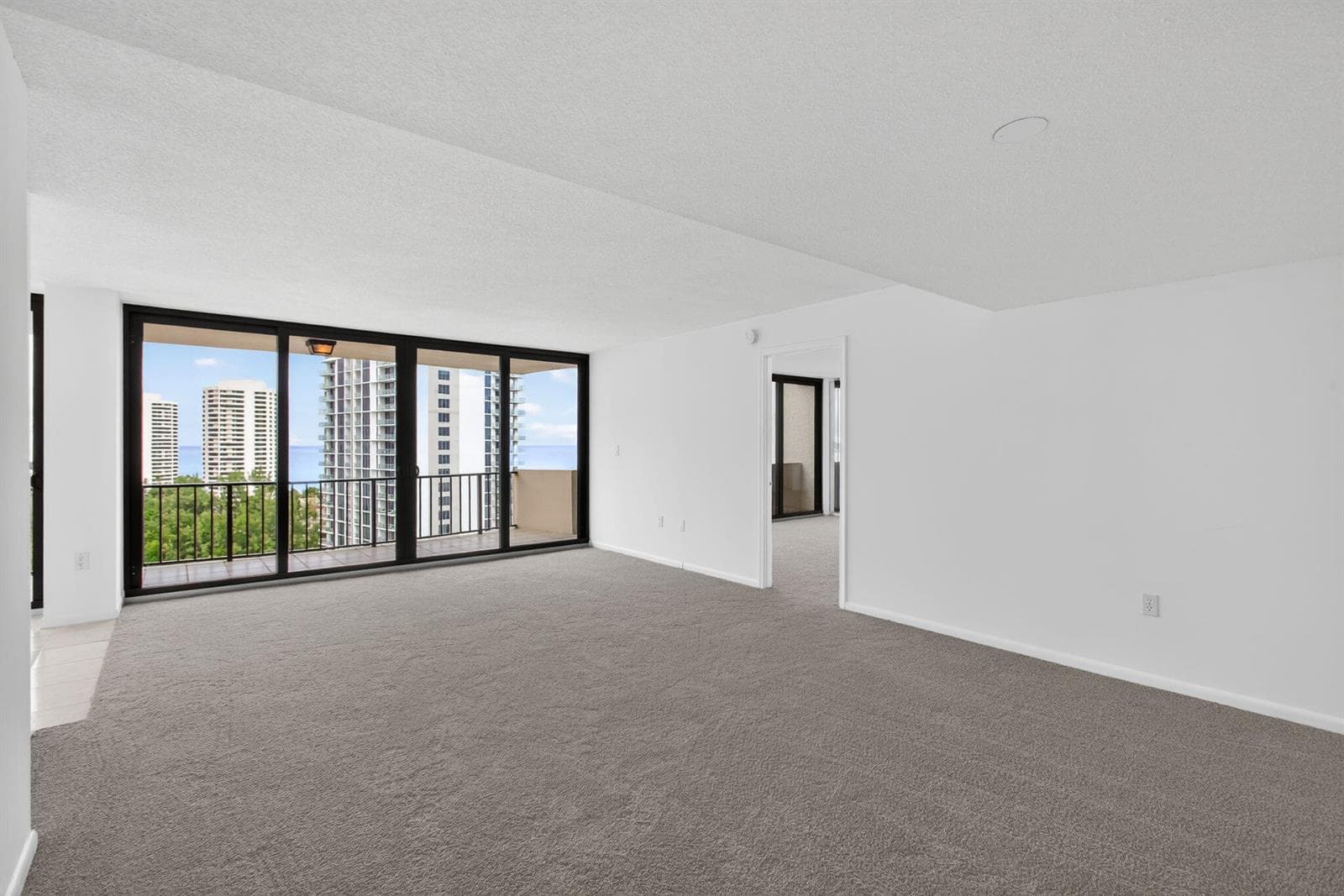 4200 N Ocean Drive 2-1606 photo 10