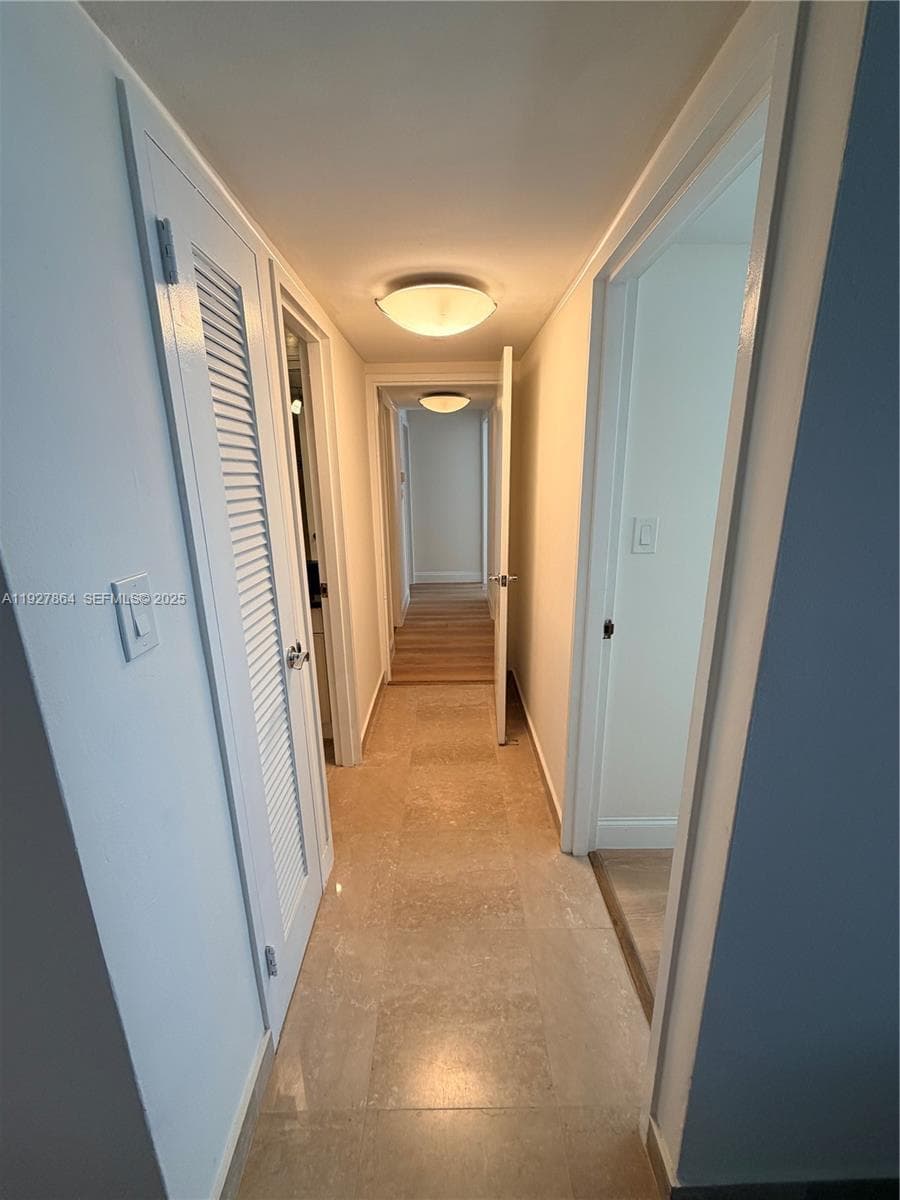 5151 Collins Ave 730 + DEN photo 11