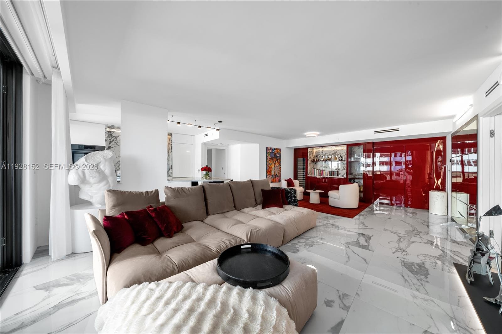 9 Island Ave 609 photo 14