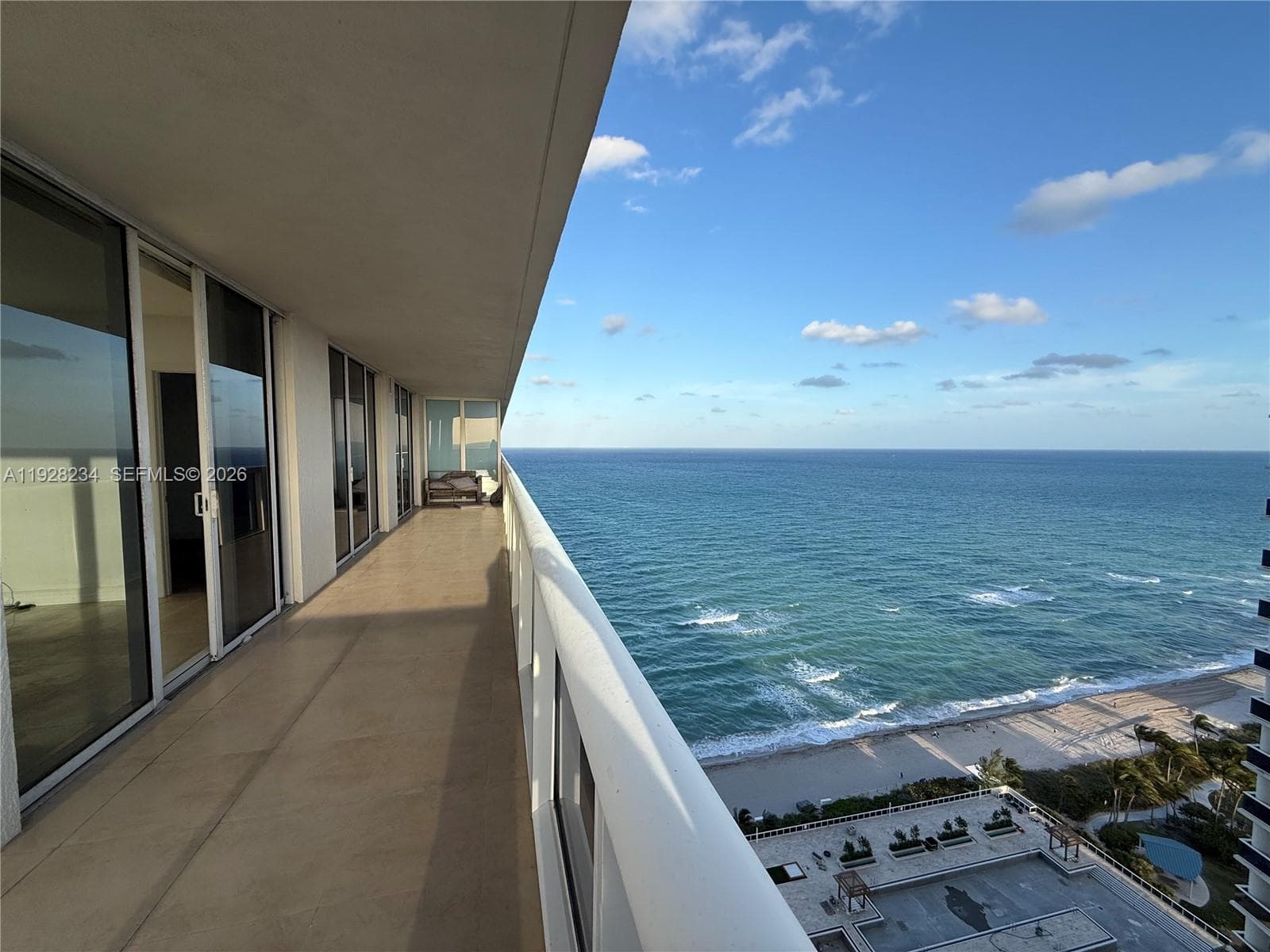 1830 S Ocean Dr 3006 photo 1
