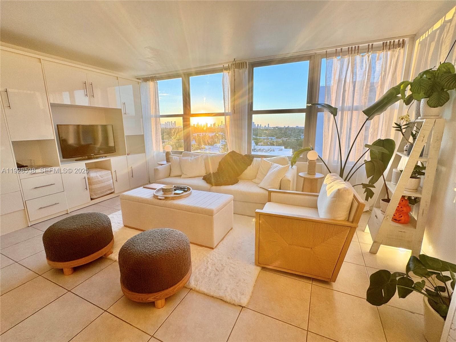 2899 Collins Ave 1004 photo 1