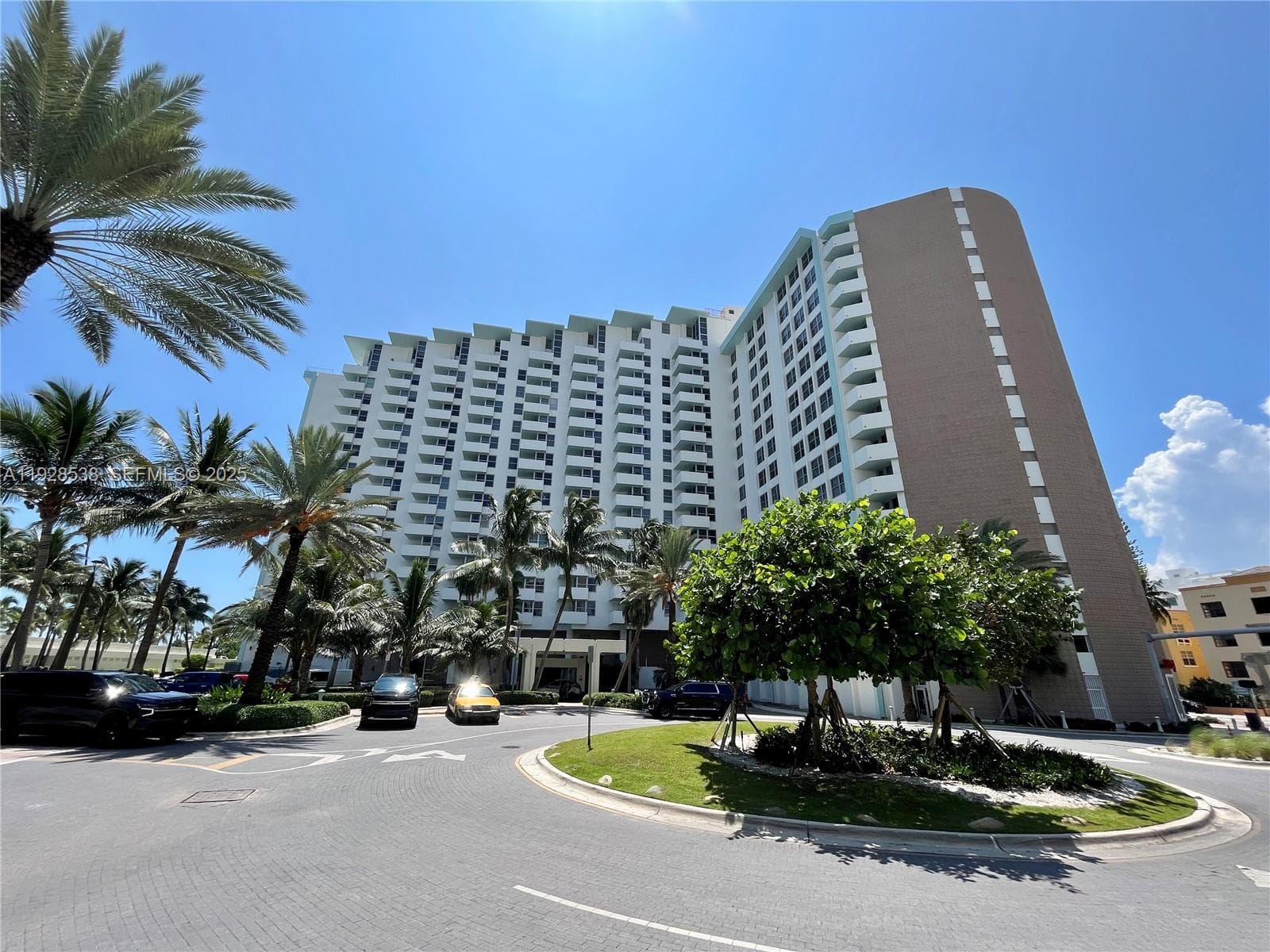 2899 Collins Ave 1004 photo 19