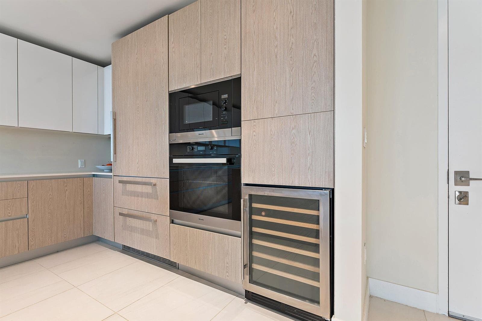 3100 N Ocean Drive 1501 photo 6