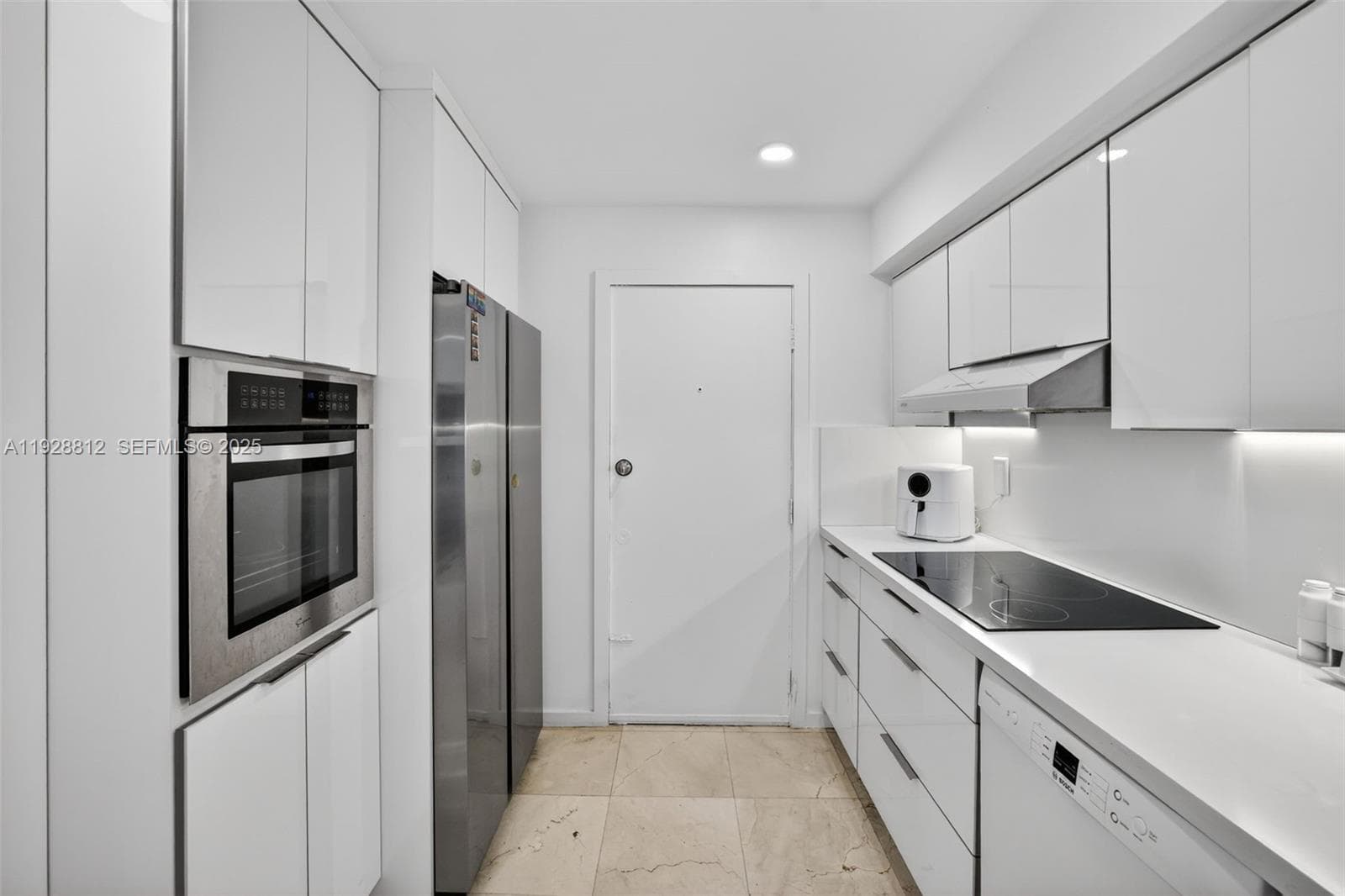 9250 W Bay Harbor Dr 5D photo 23