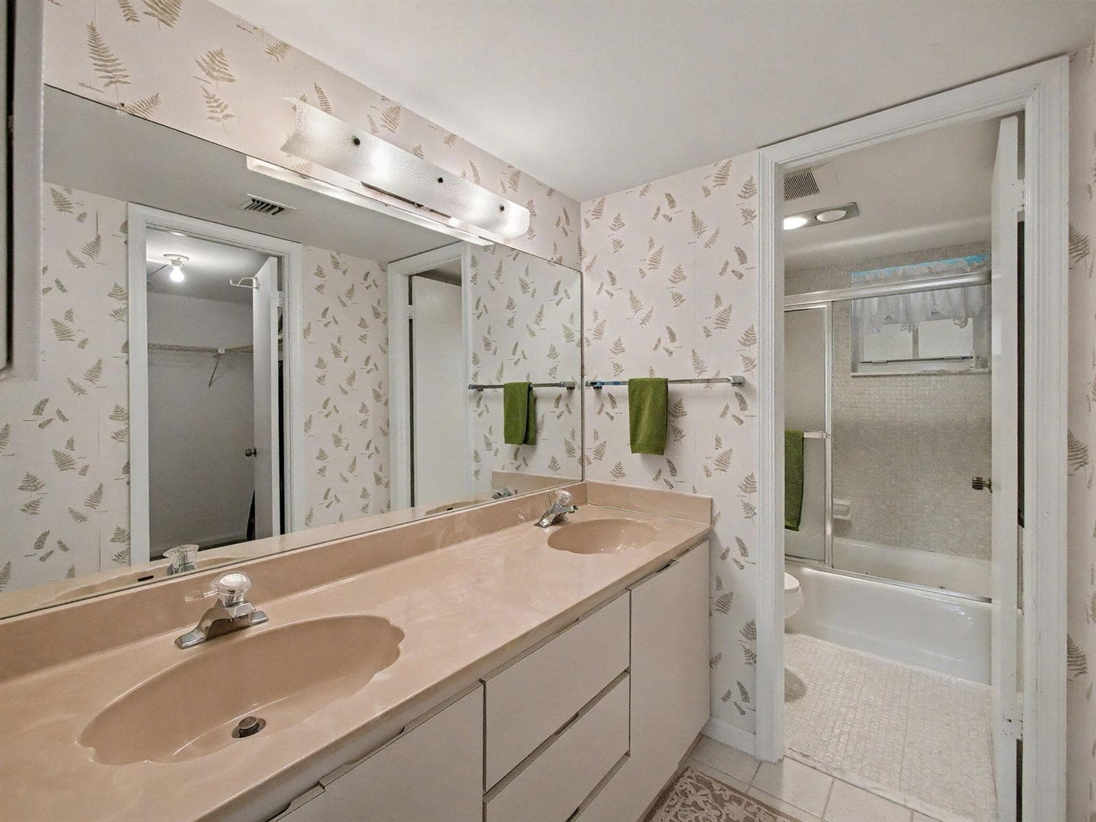 1205 Sandy Lane 246 photo 11