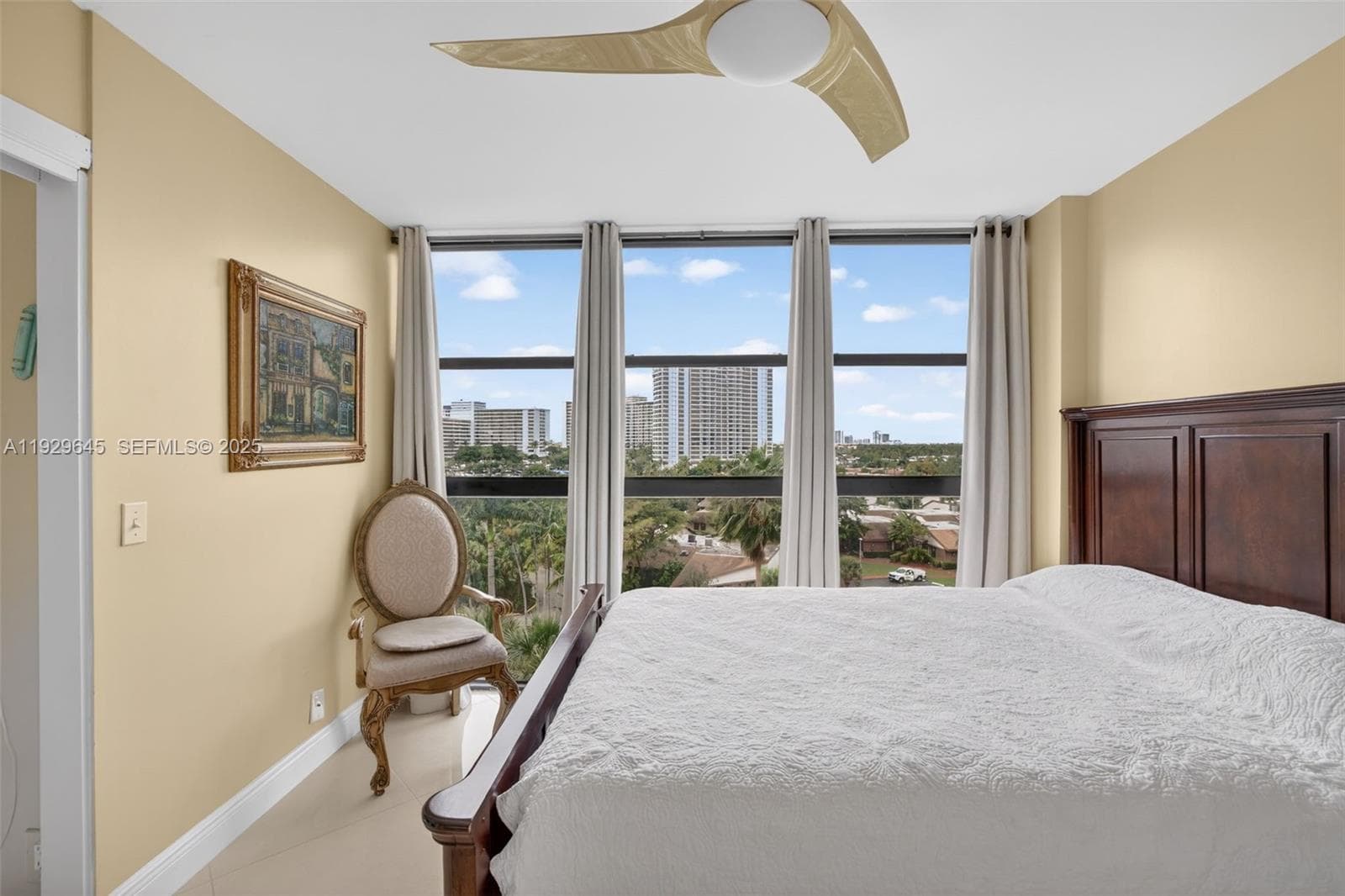 200 Leslie Dr 707 photo 17