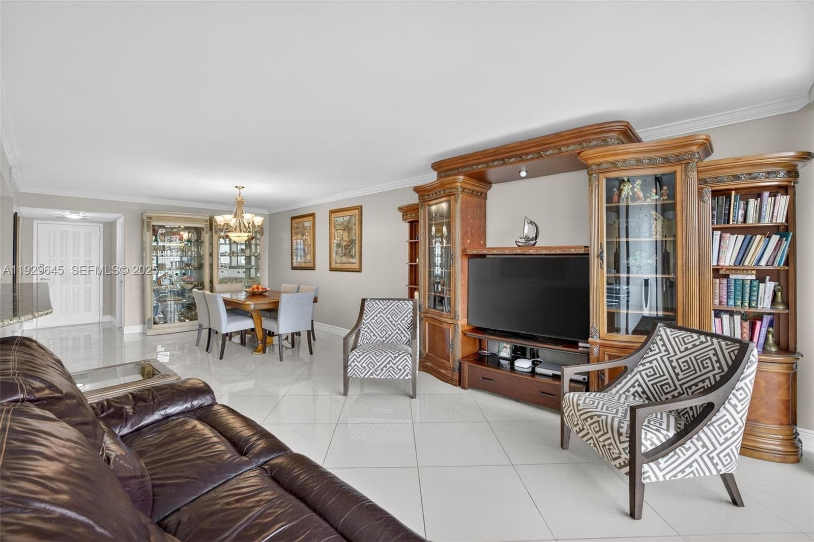 200 Leslie Dr 707 photo 14
