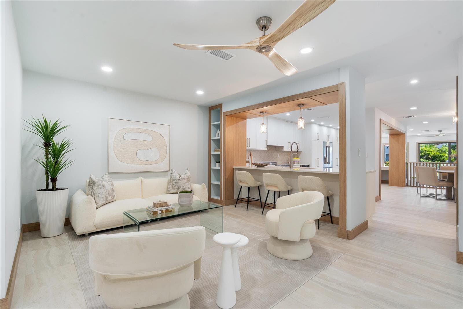 17036 Bay Street photo 6