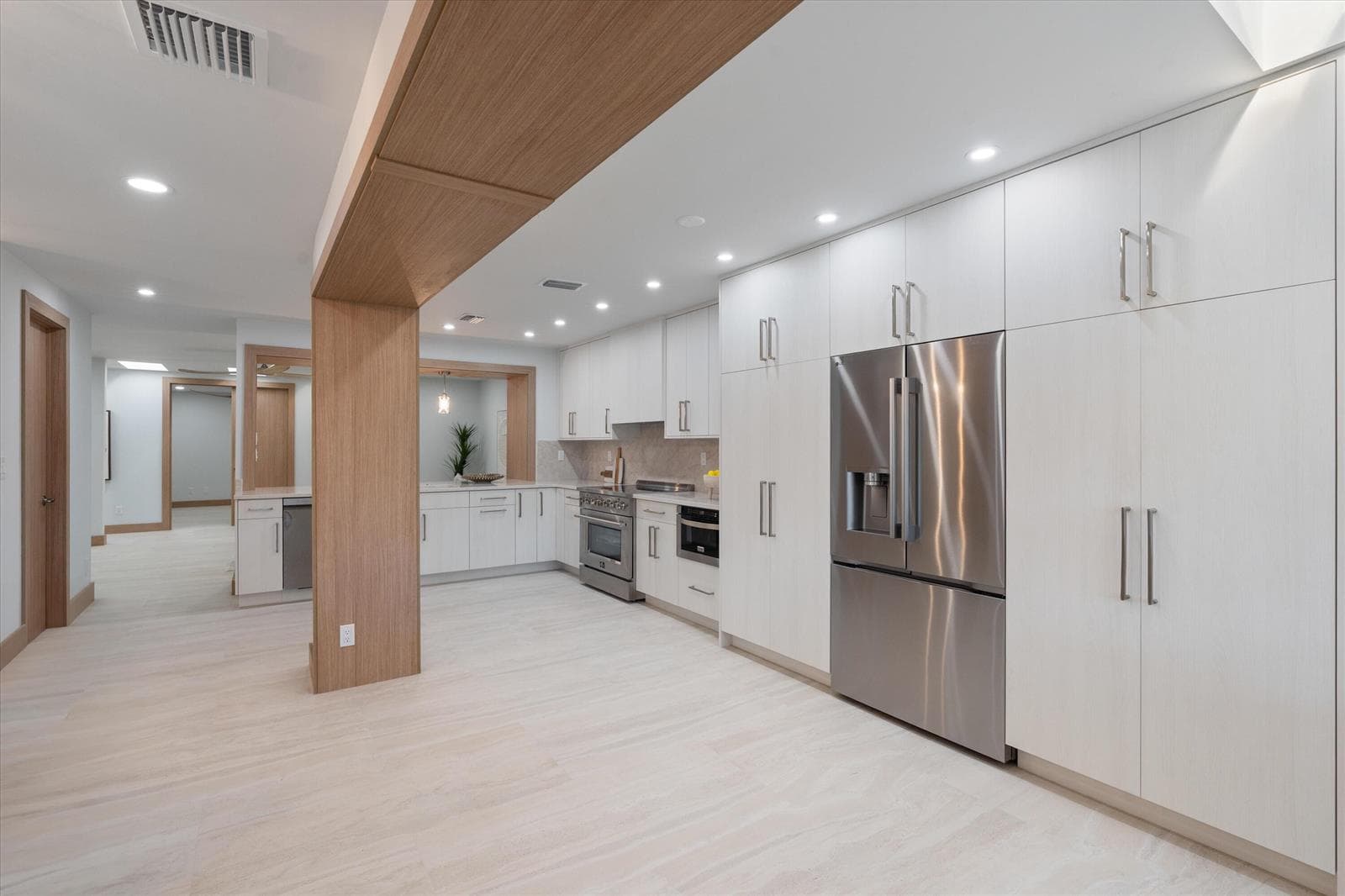 17036 Bay Street photo 13