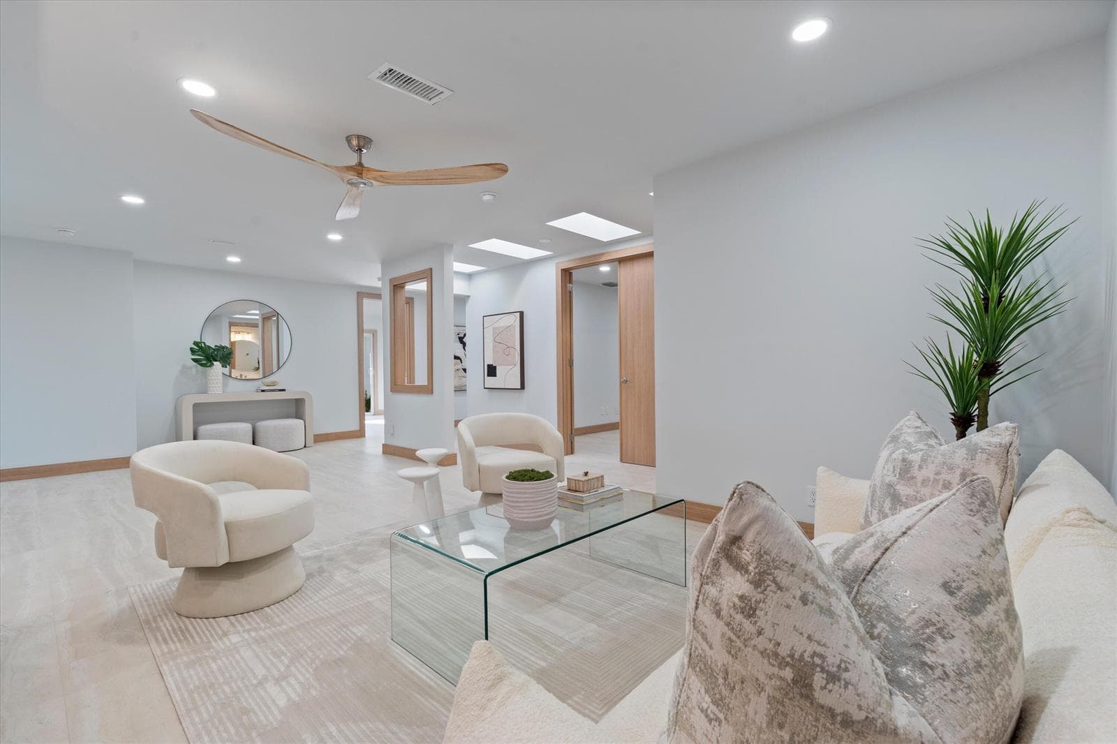17036 Bay Street photo 9