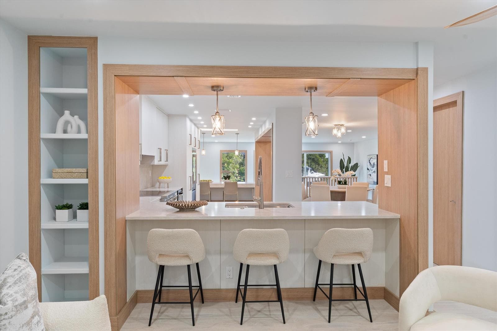 17036 Bay Street photo 10