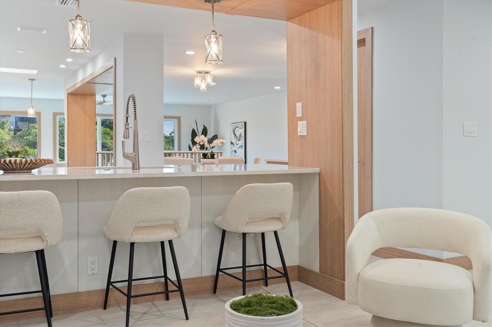17036 Bay Street photo 11
