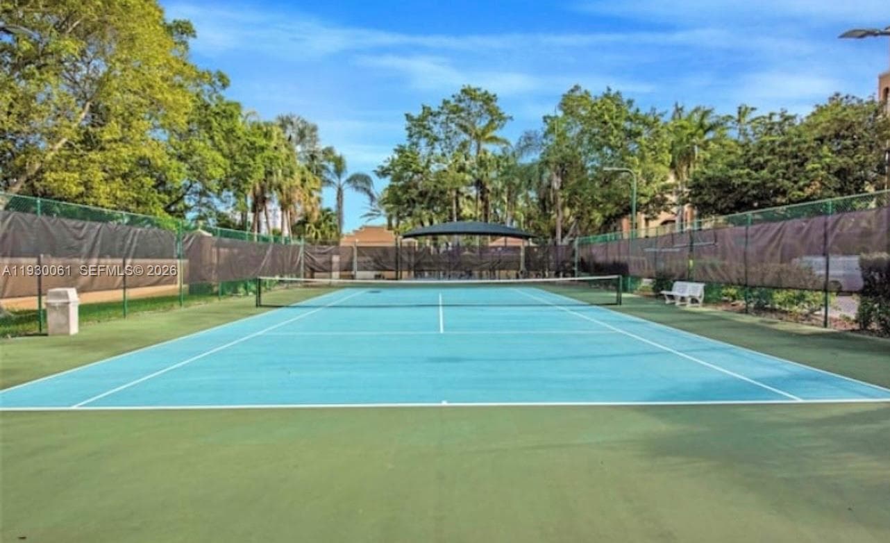 19801 E Country Club Dr 4604 photo 19