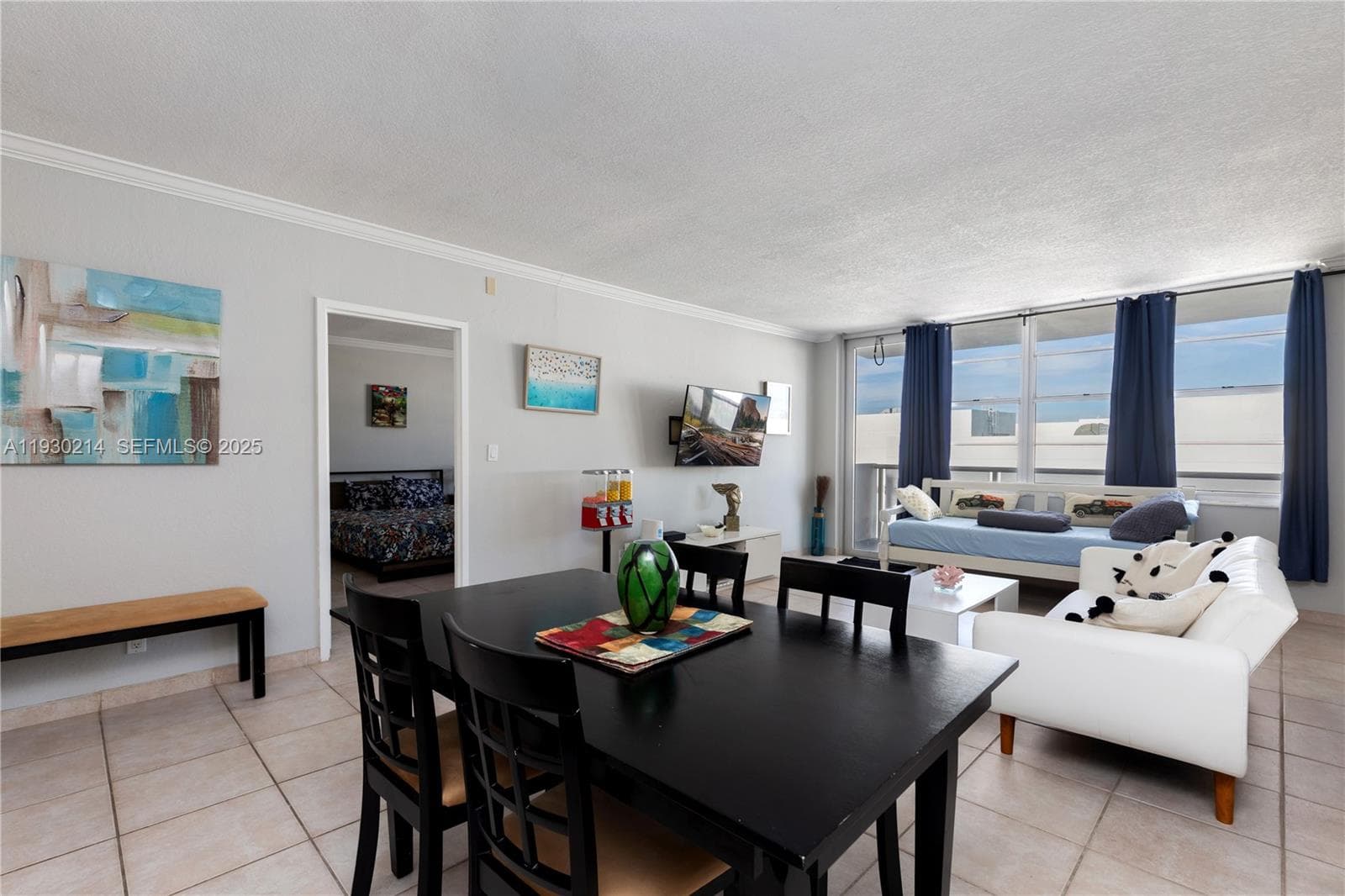 3725 S Ocean Dr 1421 photo 2