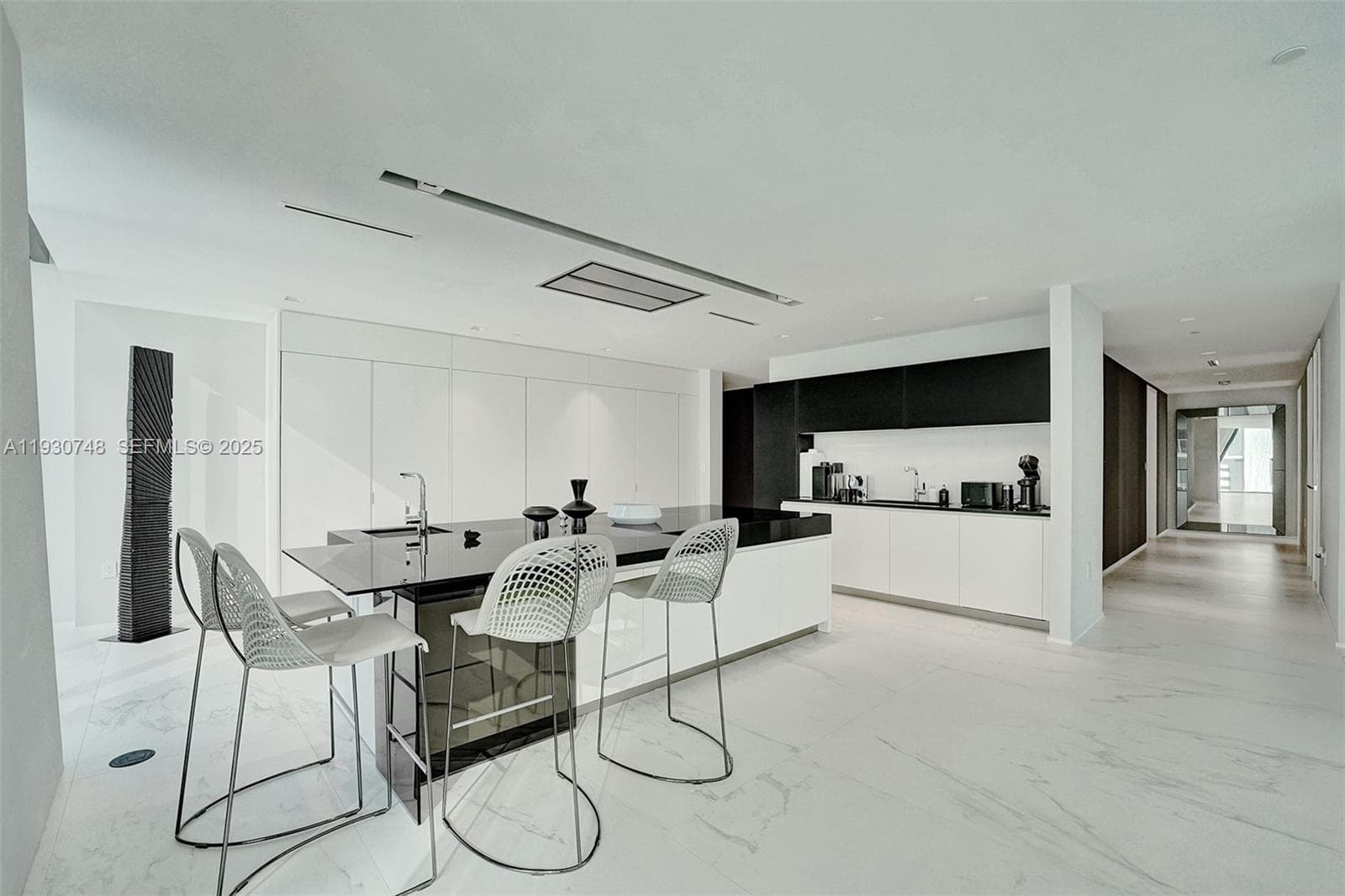 1000 Biscayne Blvd 3902 photo 7