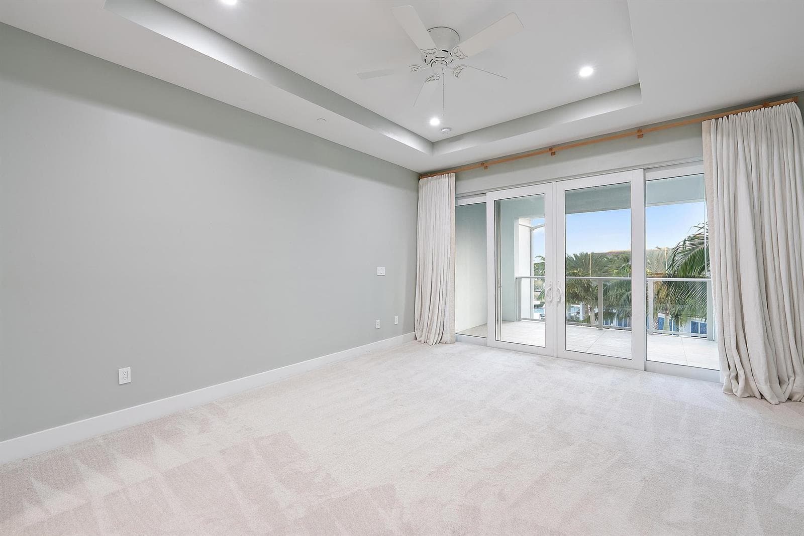 112 Water Club Court N photo 13