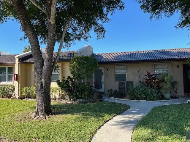 221 Lake Meryl Drive photo 1