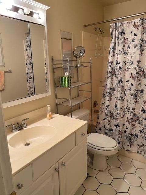 221 Lake Meryl Drive photo 11