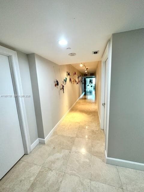 20201 E Country Club Dr 903 photo 14