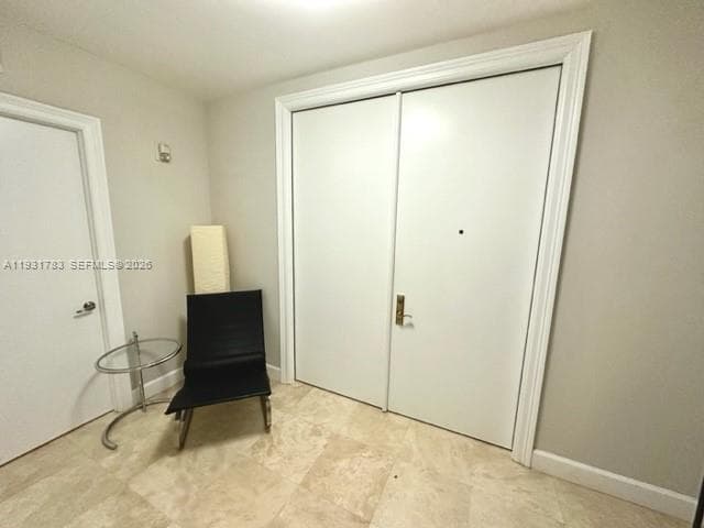 20201 E Country Club Dr 903 photo 8