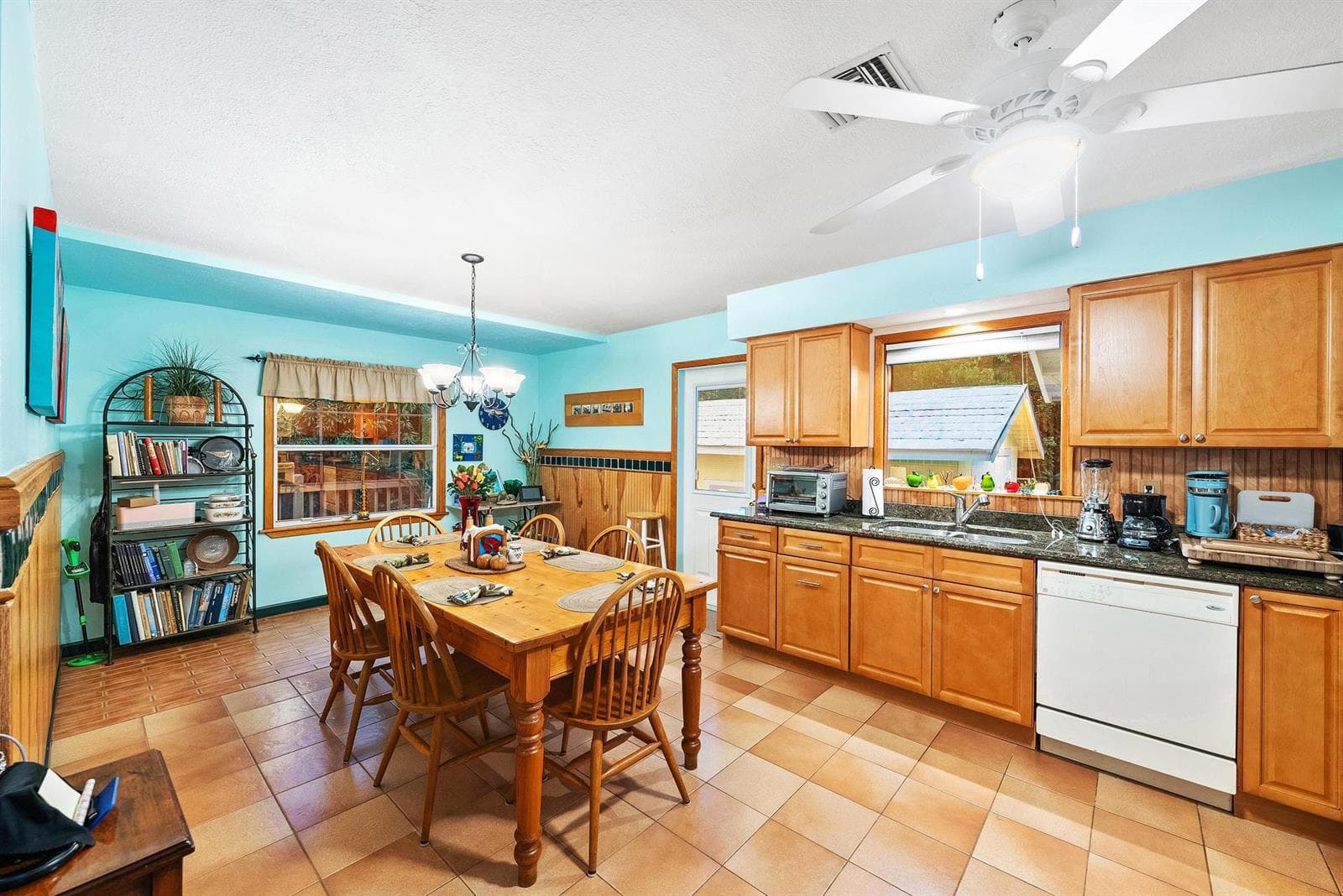 12165 SE Nassau Street photo 14