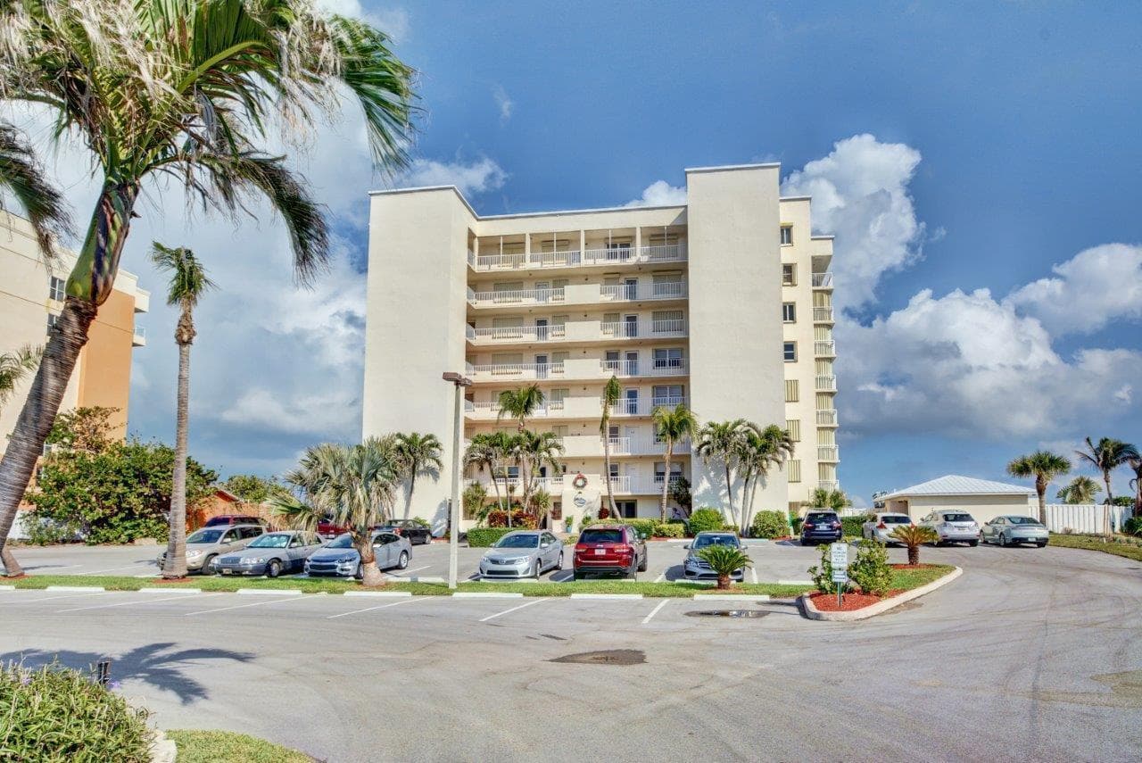 10980 S Ocean Drive 311 photo 2