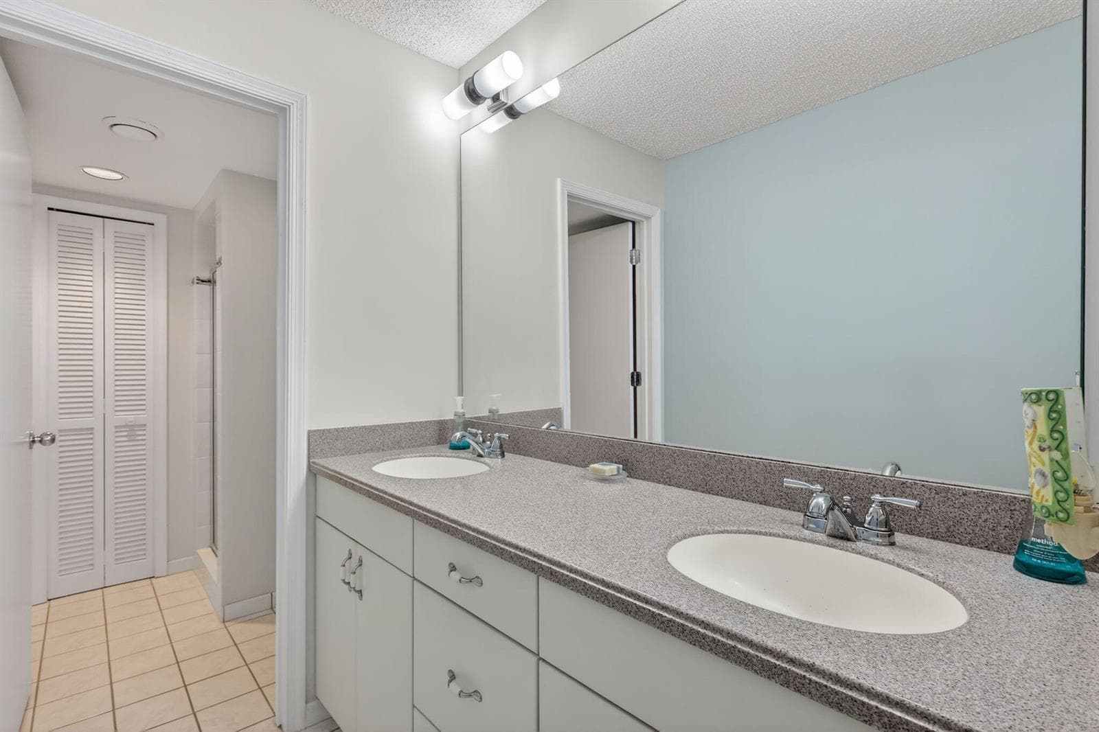 10980 S Ocean Drive 311 photo 10