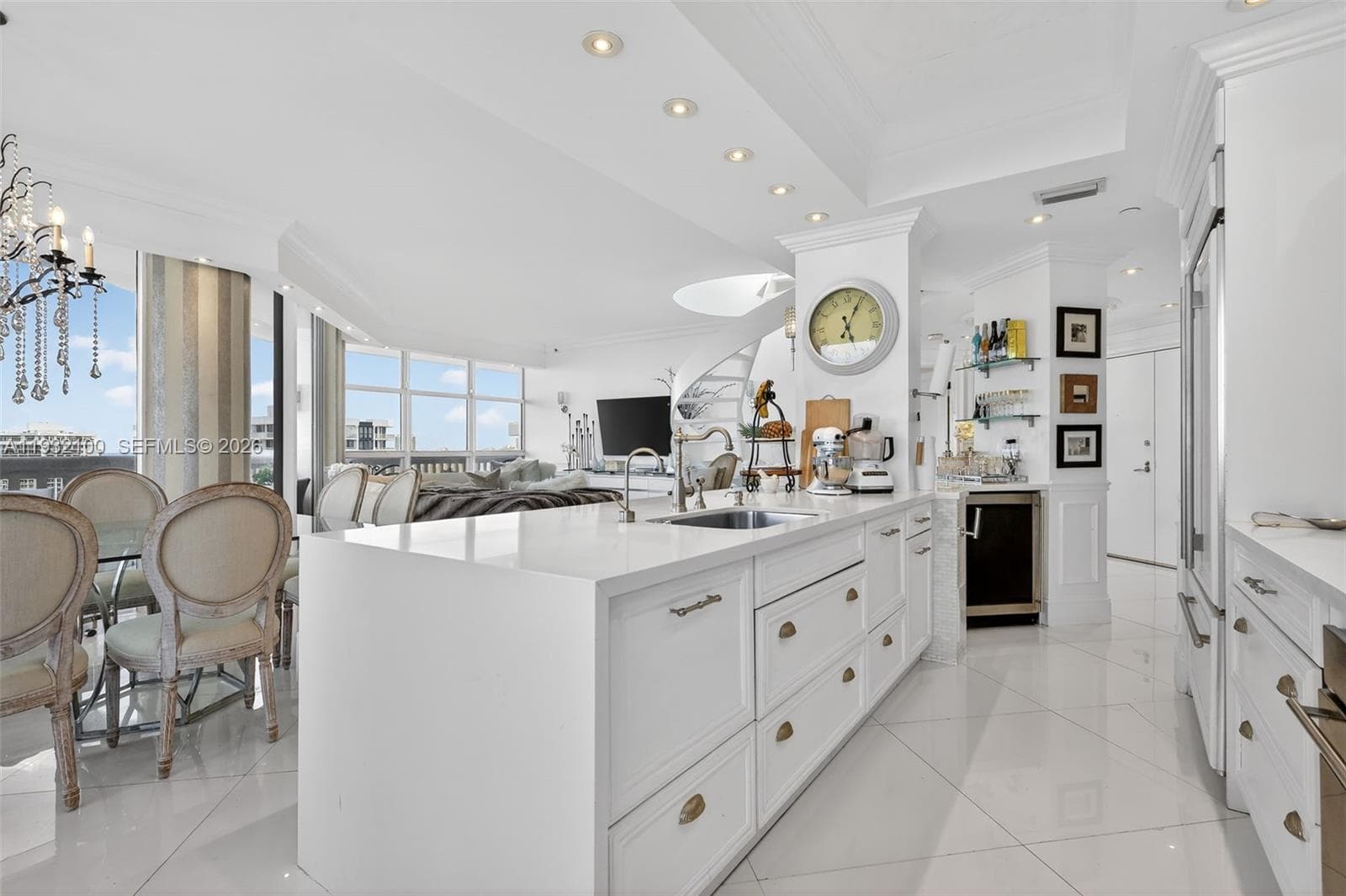 1000 Island Blvd PH9 photo 14