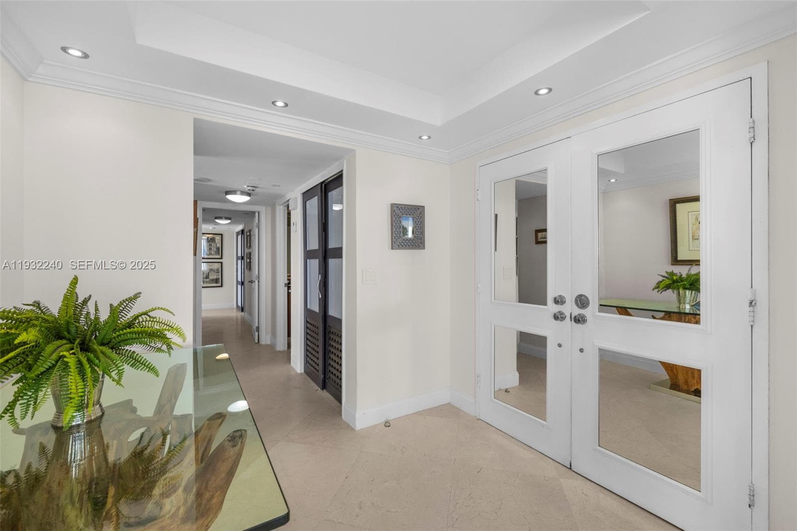 881 Ocean Dr 20A photo 8