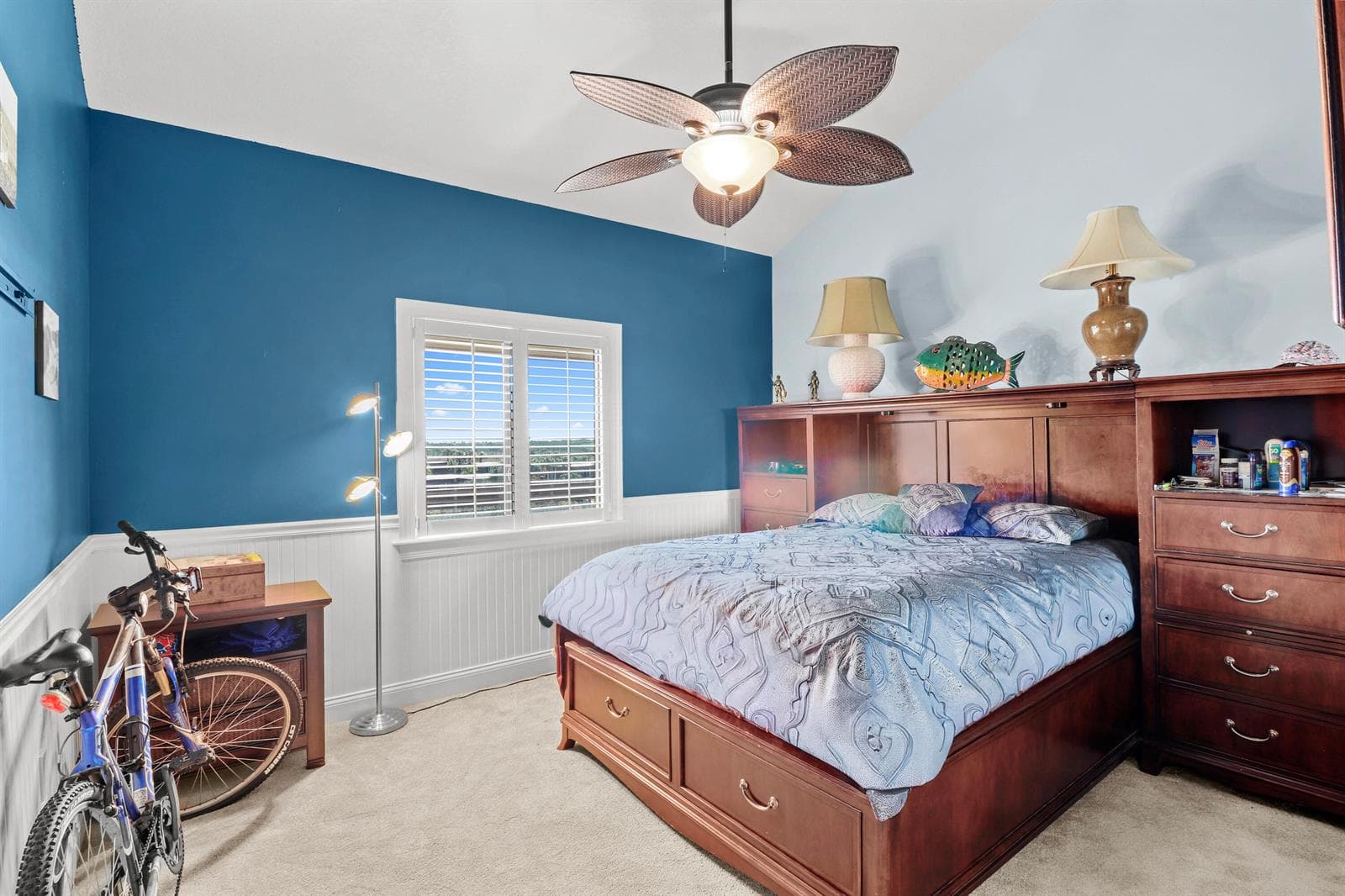 901 Seafarer Circle 503 photo 13