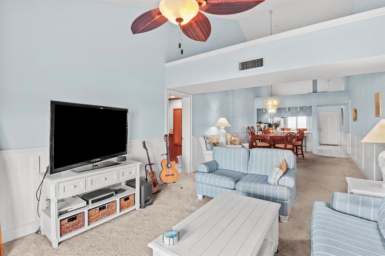 901 Seafarer Circle 503 photo 7