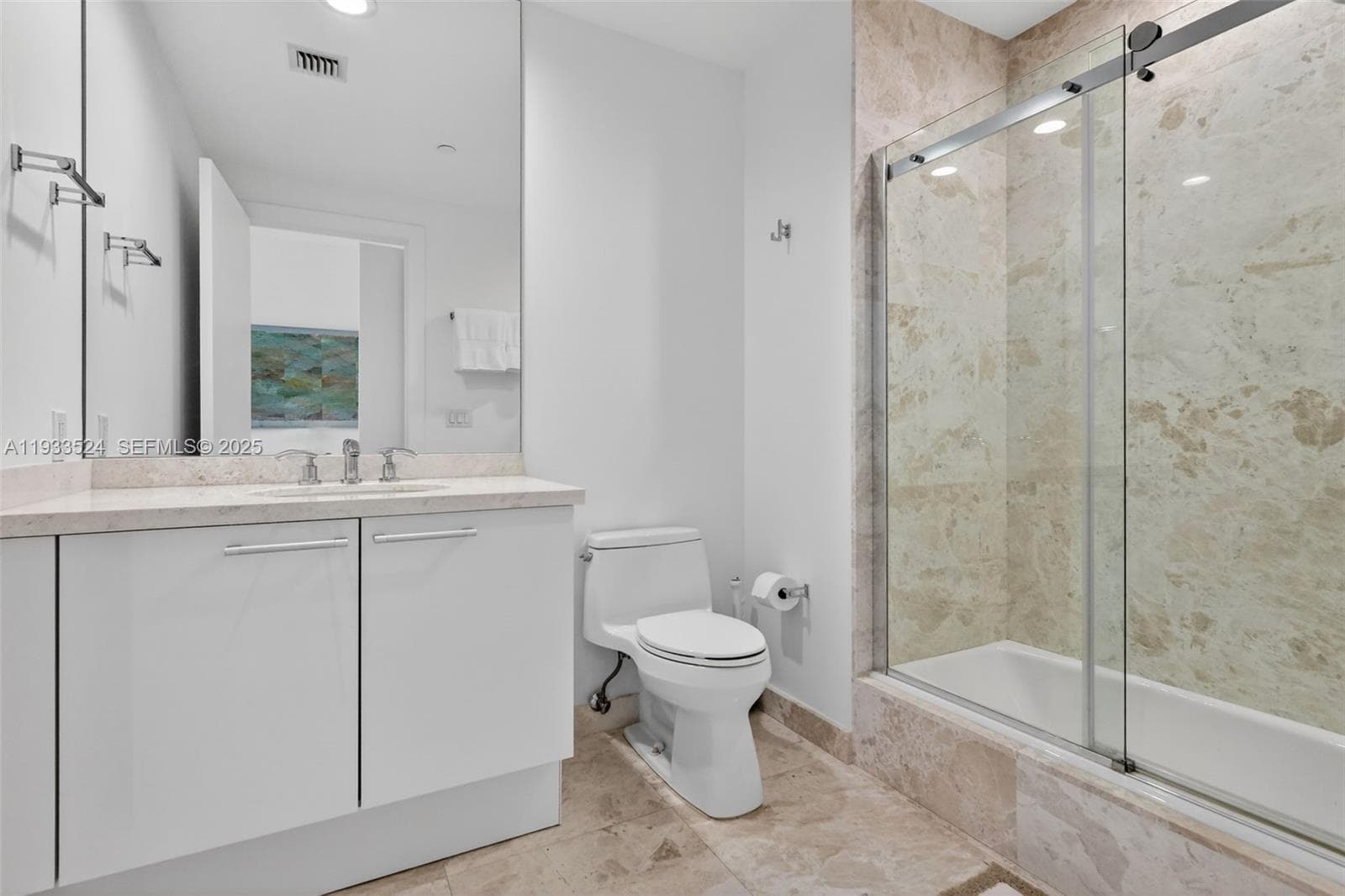 4100 Island Blvd 1403 photo 15