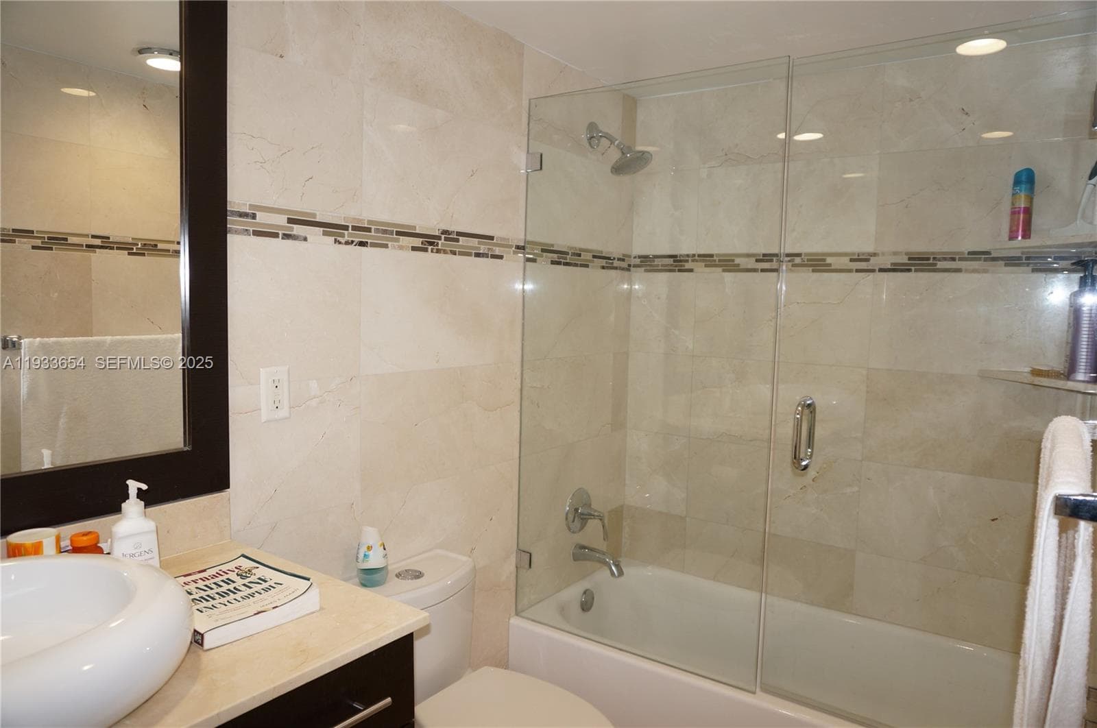 19390 Collins Ave PH-26 photo 22