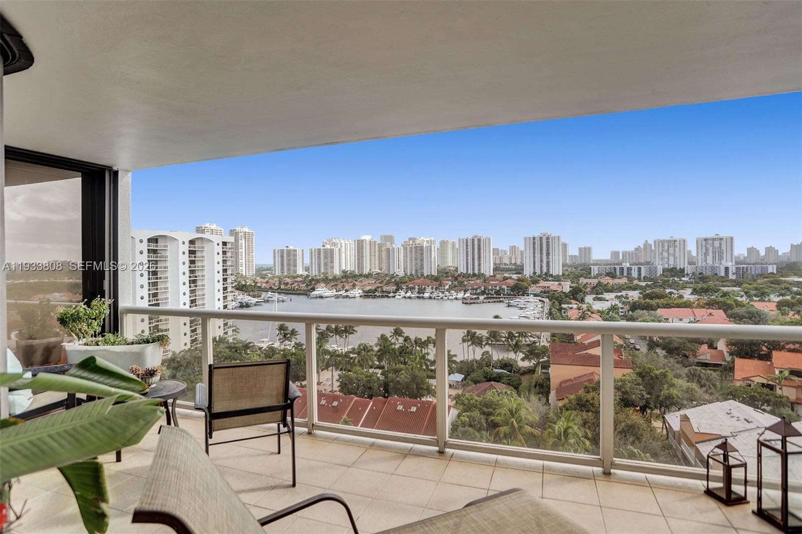 3598 Yacht Club Dr 1003 photo 4