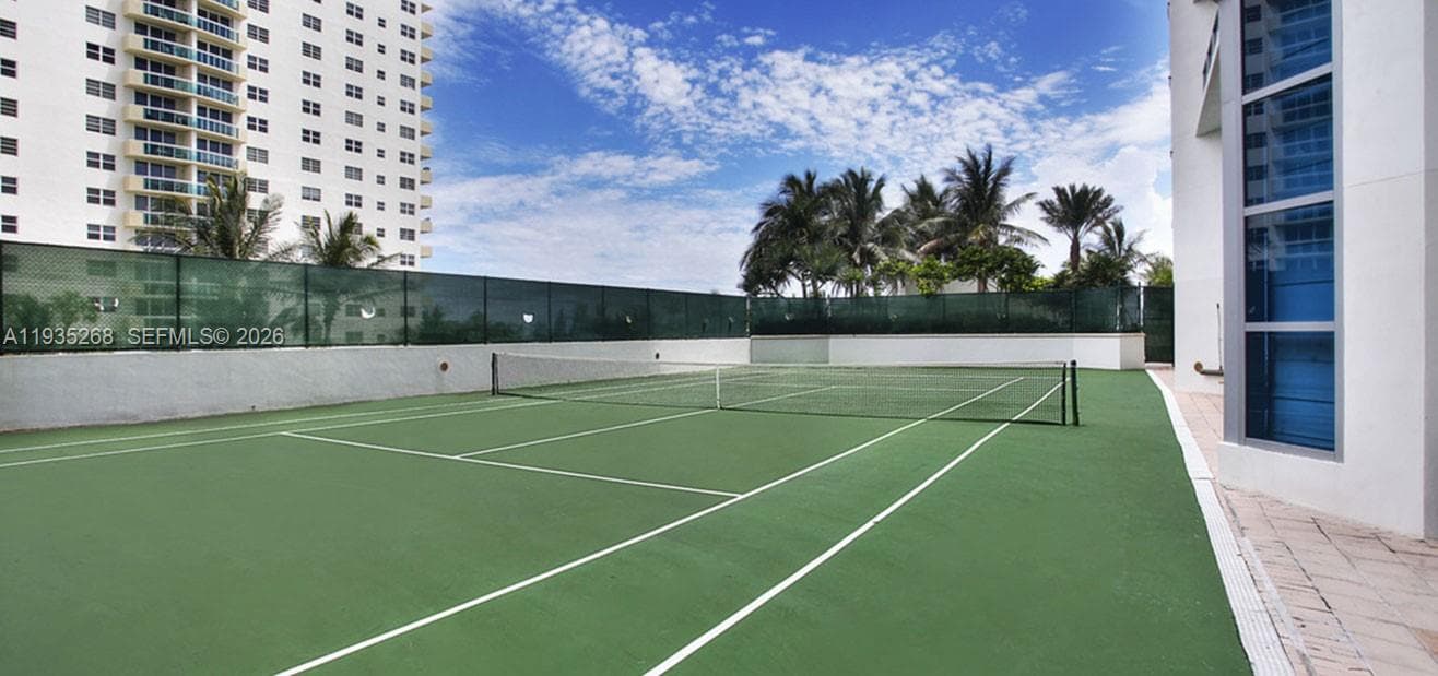 3101 S Ocean Dr 606 photo 22
