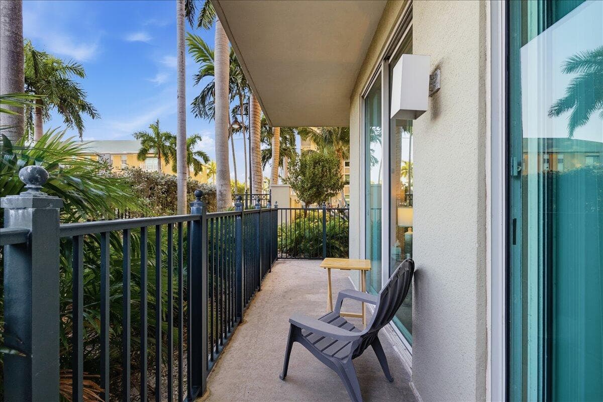 700 E Boynton Beach Boulevard 101 photo 23